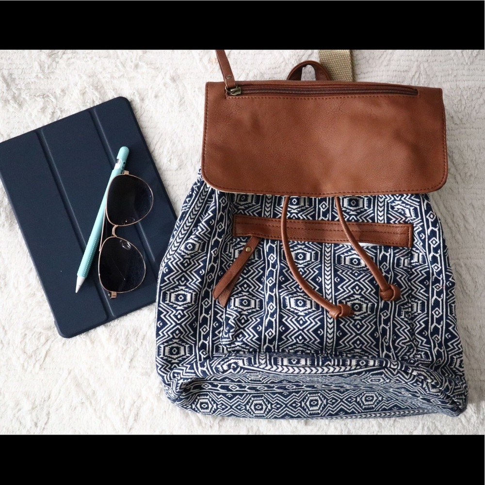 🍁🍂Tribal Mid Volume Backpack 🍁🍂